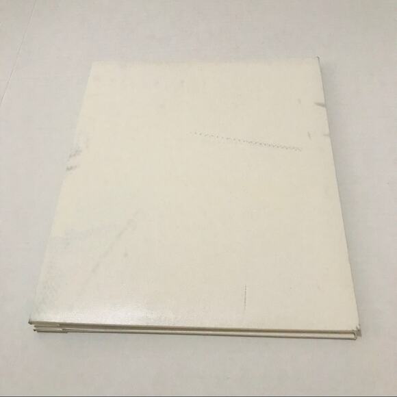 8 1/2" x 11" Document Album - Picture 1 of 4